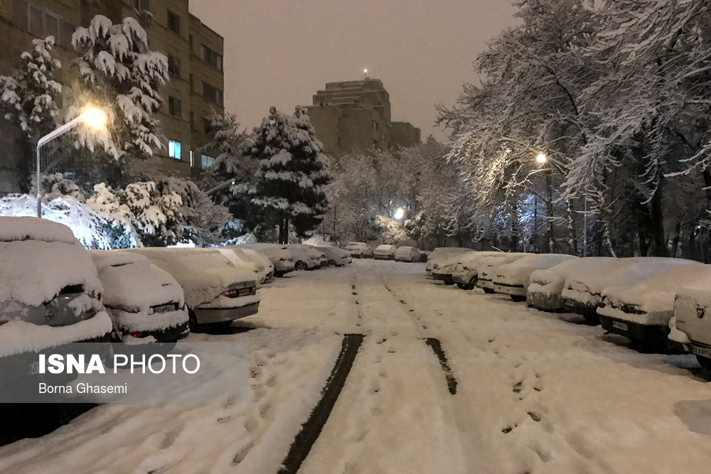 چتر بارش برف و باران بر سر ایران