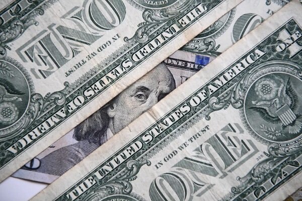 بازگشت دلار به کانال ۴۹ هزار تومان بعد از ۳ ماه - خبرگزاری مهر | اخبار ایران و جهان