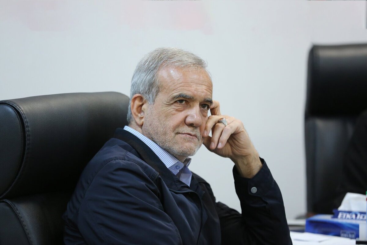 پزشک پزشکیان ثبت شکایت علیه هتاکان به شخص خود را منع کرد